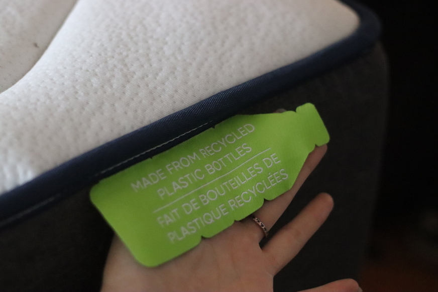 Etiqueta de colchão em cor verde